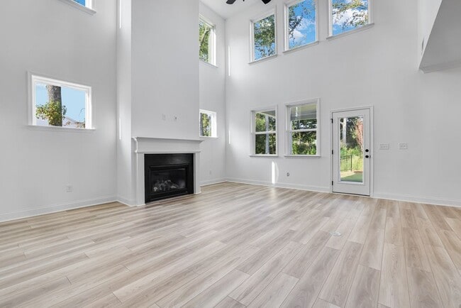 5420 Linfield Ct, Cumming, GA 30028 - photo 3