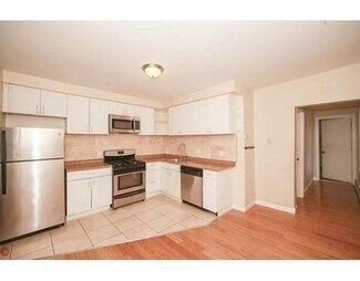 23 Pine St Unit 2##, Cambridge, MA 02139