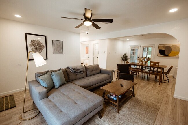 1824 N 12th St unit ID1352454P, Waco, TX 76707 - photo 5