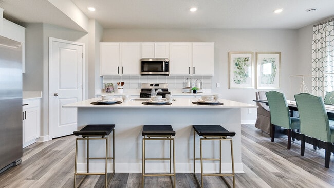 23362 Marshview Dr, Rogers, MN 55374 - photo 2