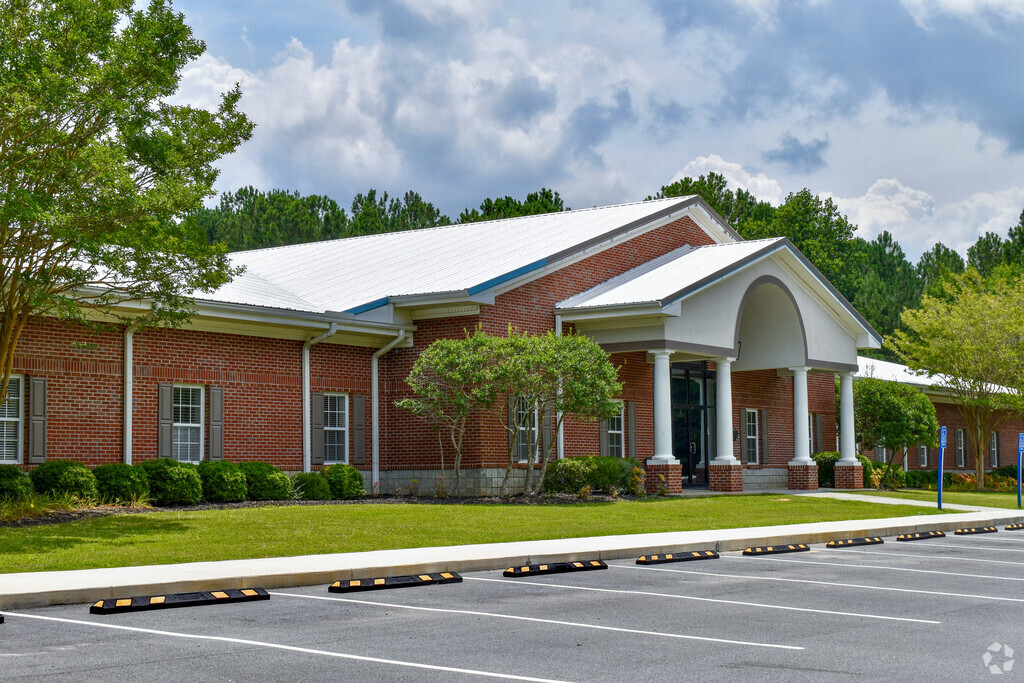 Cherokee Christian School provides private education in the neighborhood of 
Waleska