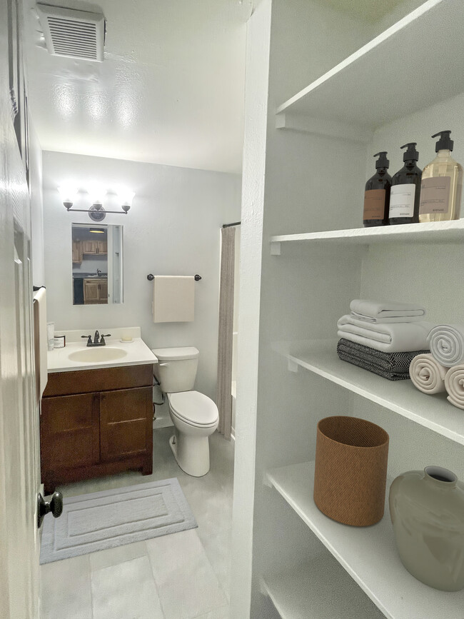 BG - SUMMIT VIEW APARTMENTS, Colorado Springs, CO 80909 - photo 6