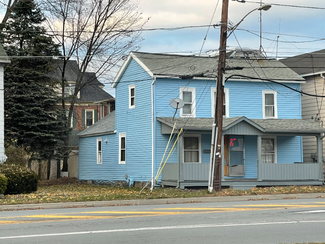 219 4th St, Honesdale, PA 18431