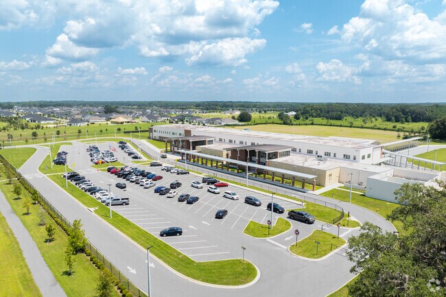 Myra Terwilliger Elementary School offers easy student pickup for parents.