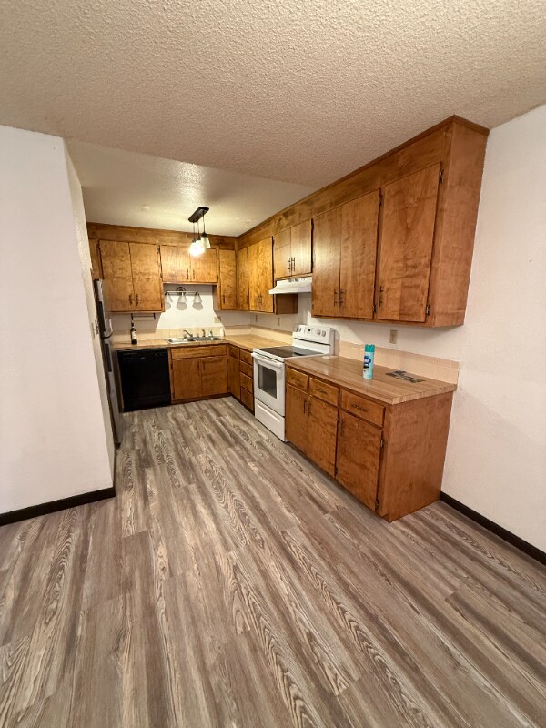 4207 E Comanche Dr, Laramie, WY 82072 - photo 4