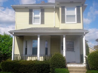 44 Baker St, Belmont, MA 02478