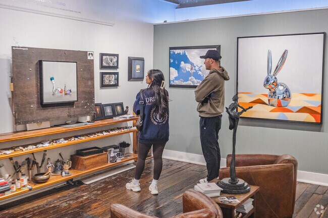 Shop for amazing art at Robert Lange Studios in the French Quarter downtown Charleston.