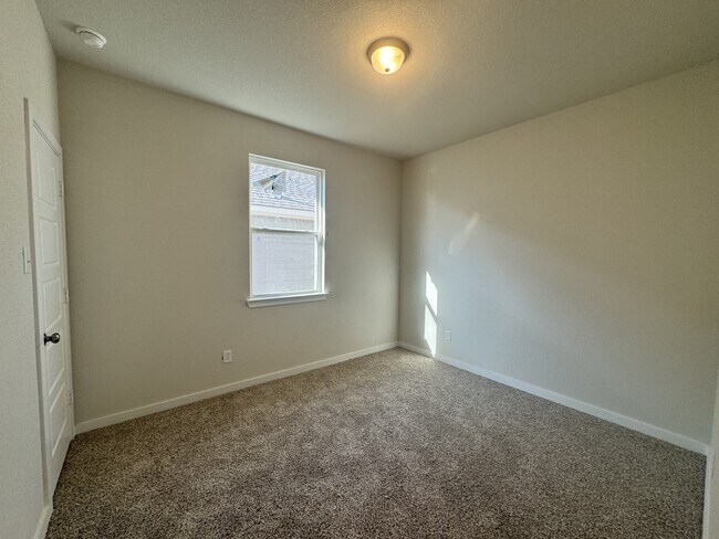 5910 Mcgregor Loop, Killeen, TX 76549 - photo 5