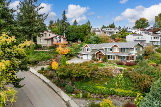 Find your dream Craftsman home surrounded by nature in Northshore Summit.