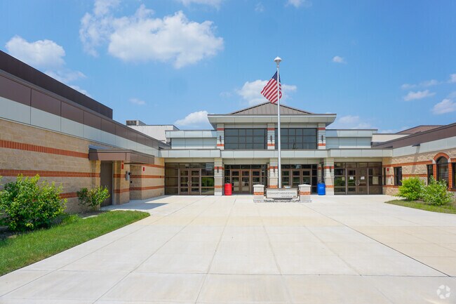 Community Middle School serves students in Plainsboro Township NJ and surrounding areas.