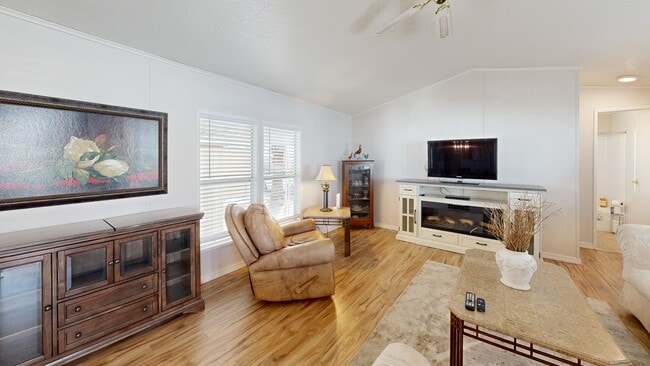 351 N Meridian Rd unit 101, Apache Junction, AZ 85120 - photo 3