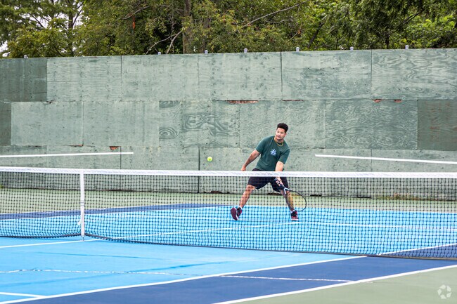 Valley View Park and Cosmo Park