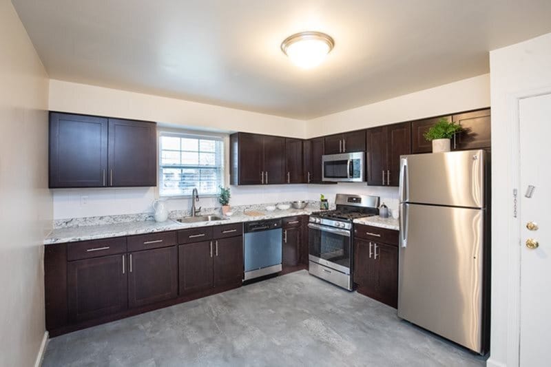 Millbrook Village, Edison, NJ 08817 - photo 1