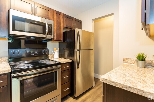 Pine Ridge, Grand Rapids, MI 49525 - photo 5