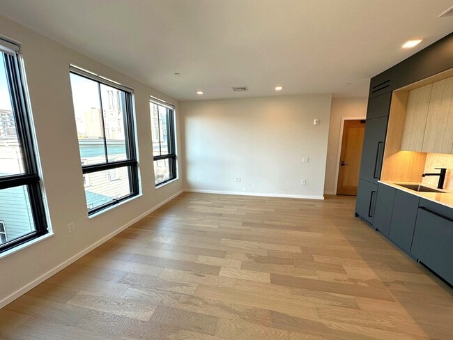 8 Burney St unit 407, Roxbury Crossing, MA 02120 - photo 5