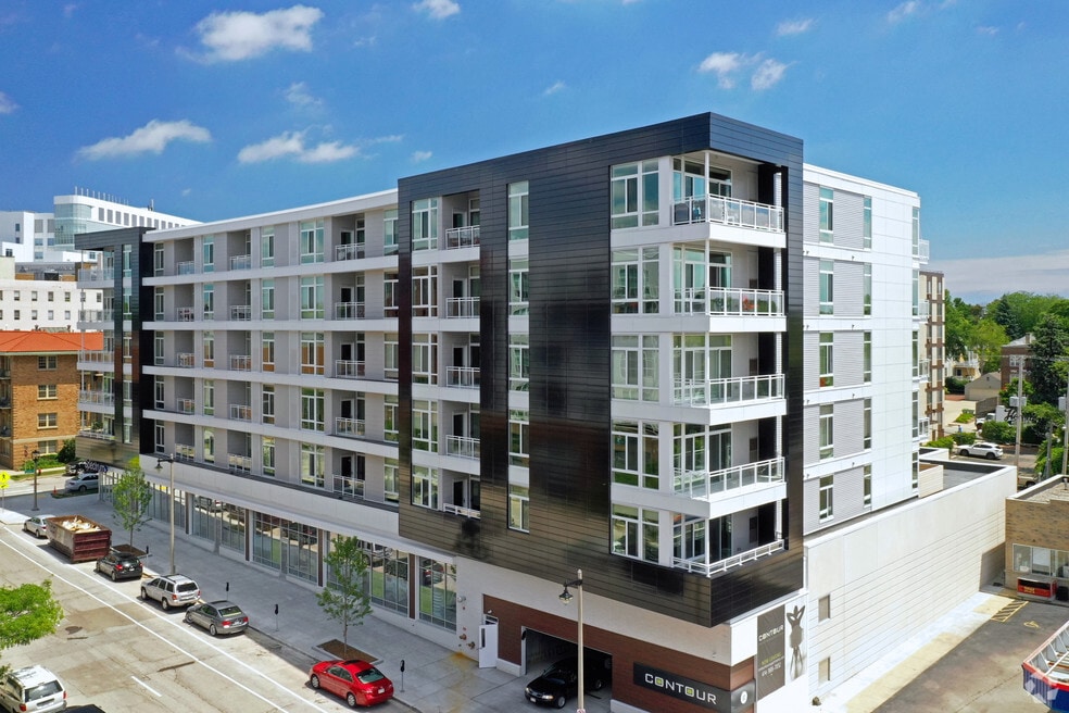 Contour on Prospect, Milwaukee, WI 53202 - photo 1