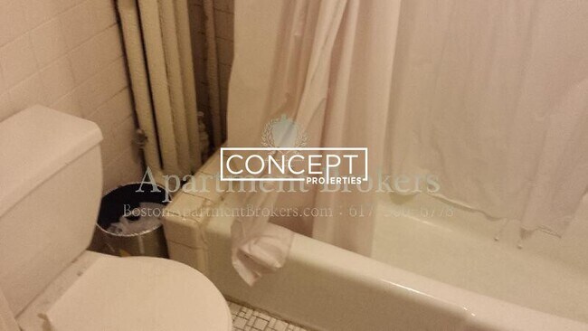 38 Hemenway St unit 22, Boston, MA 02115 - photo 4