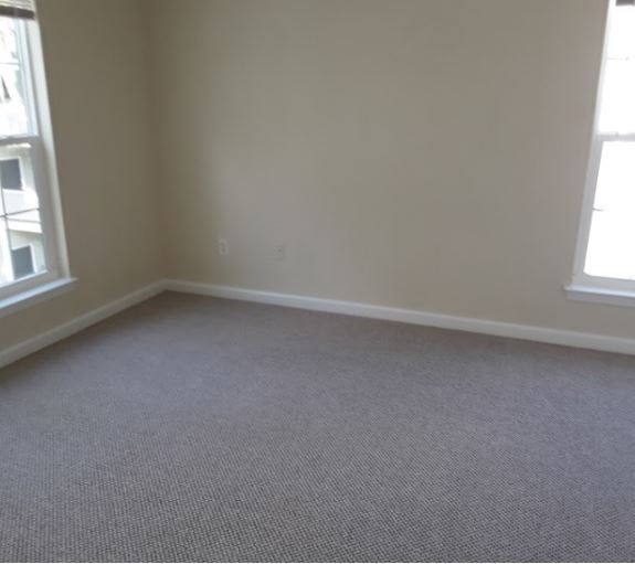 Master bedroom can accommodate king size bed