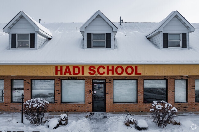 Hadi School of Excellence has 120 students in enrollment.