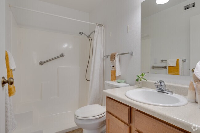 Elmwood Senior Living Chandler, AZ2BR, 2BA - 1,036SF