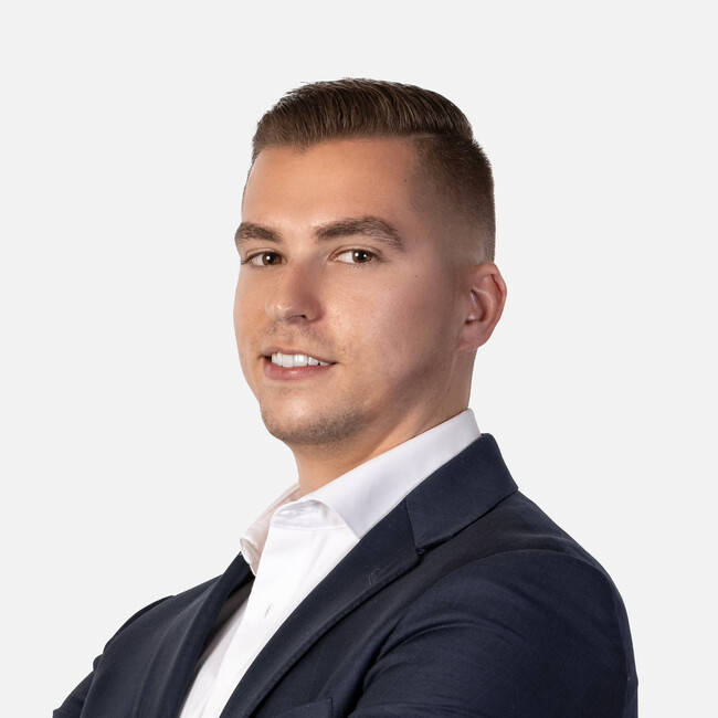 Agent Photo
