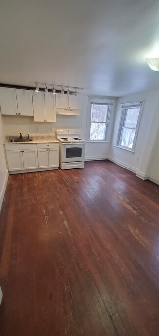 18 Main St Unit C, North Bennington, VT 05257