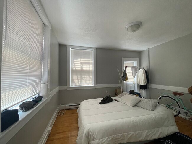 161 Endicott St unit 3R, Boston, MA 02113 - photo 3