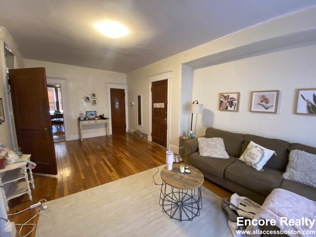 142 Wood Ave unit 2, Boston, MA 02136 - photo 2