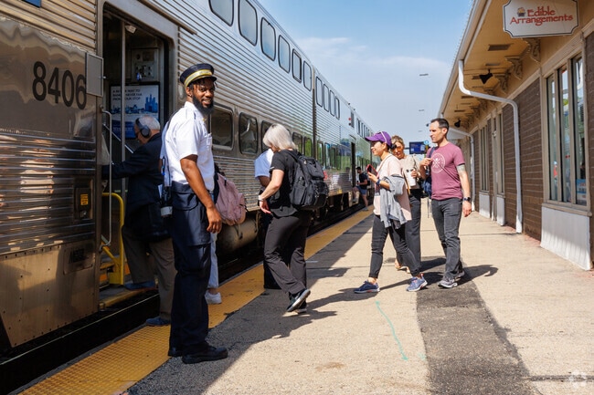 Geneva residents stay connected to the city with a service from Metra train line.