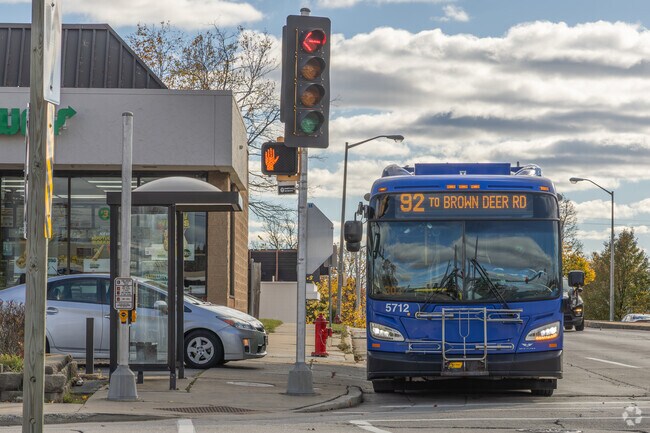 Hedenrson Park's bus stops provide residents with easy public transit options.