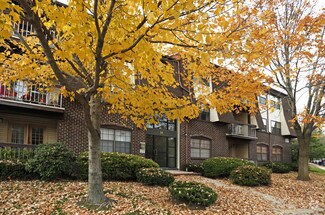 3502 Green Hollow Dr, Iselin, NJ 08830