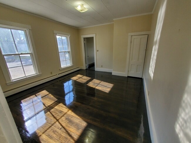 Living room gets morning sun