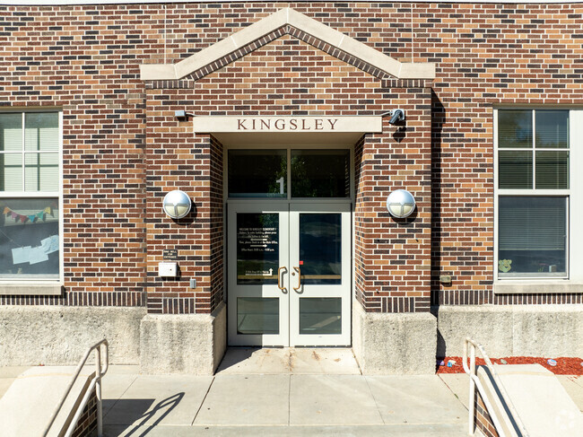 Kingsley Elementary School in Waterloo nurtures future leaders through innovative programs.