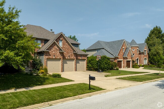 Home prices range from $180,000 up to $800,000 in Big Woods Marmion.