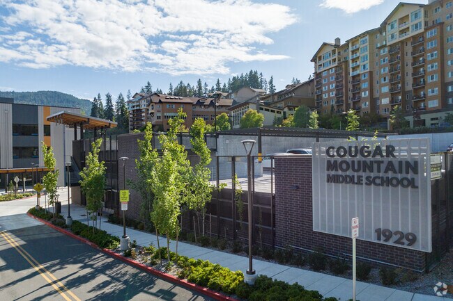 Cougar Mountain Middle School provides excellent education for a brighter future.