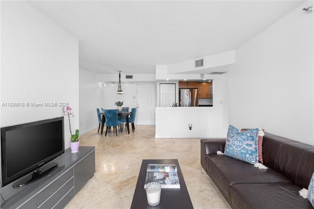 Bayview Plaza unit 906, Miami Beach, FL 33139 - photo 6