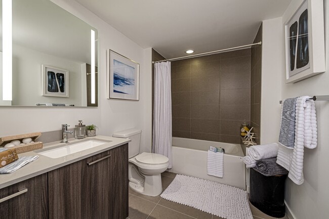 Arabelle Riverwalk, Tampa, FL 33606 - photo 5