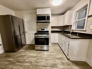 345 Lowell St Unit 1, Somerville, MA 02145