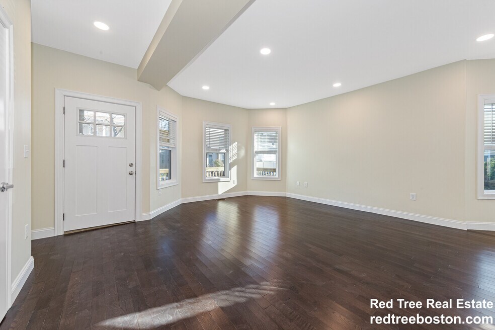 161 4th St unit 1, Medford, MA 02155 - photo 1