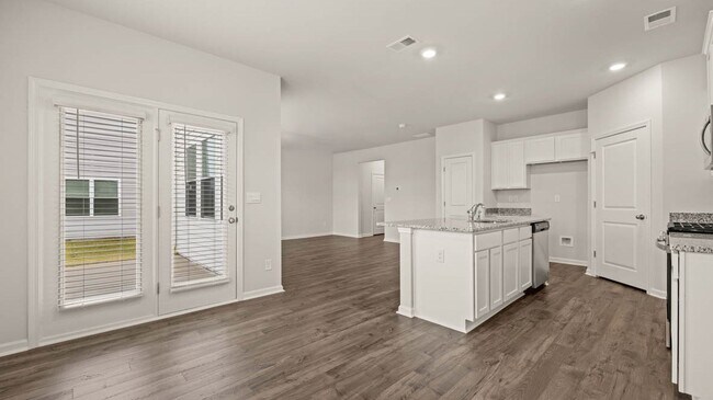 261 Lauritsen Way, Newnan, GA 30265 - photo 6