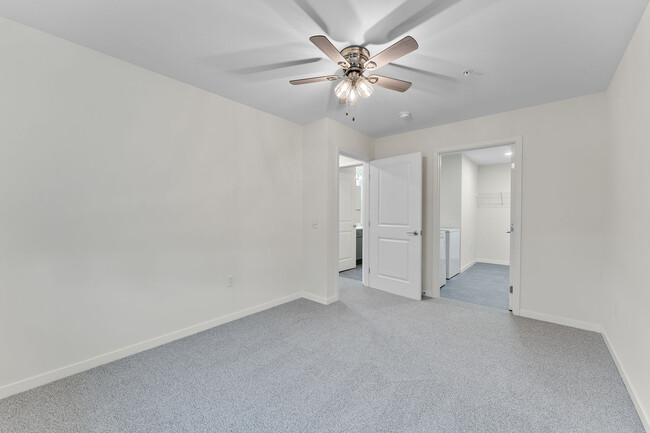 1 Bedroom, 1 Bath Lower Unit