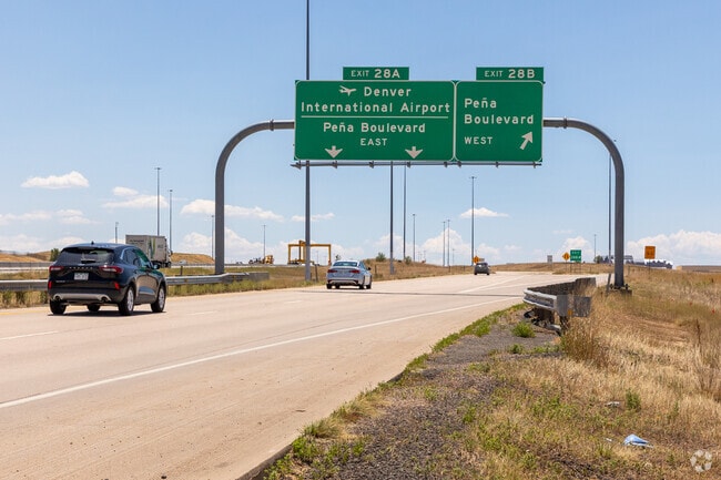 Reunion residents have easy access to Denver International Airport.