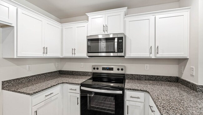 19 Pleasant Woods Trail, Greenville, SC 29605 - photo 6