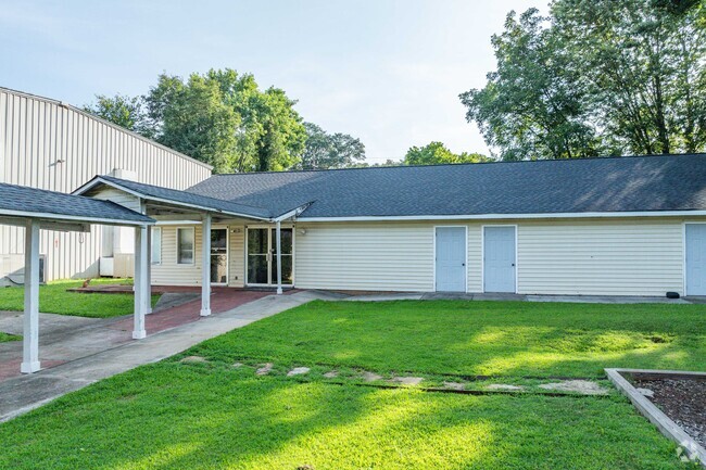 Jubilee Christian Academy is a private school located in Gainesville.