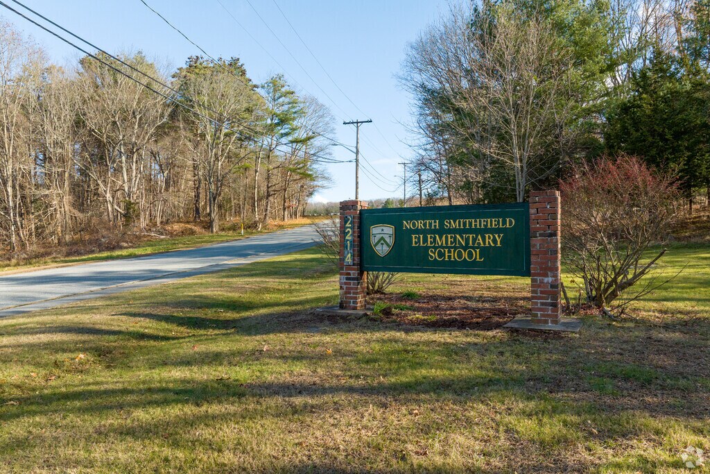 Welcome to North Smithfield Elementary School.