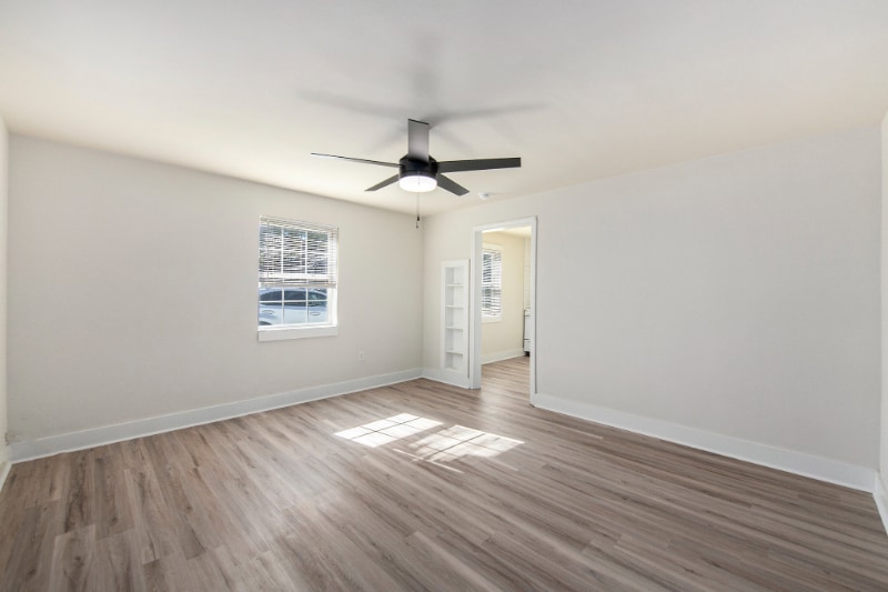 1904 Hampton Ave unit 4, North Charleston, SC 29405 - photo 1