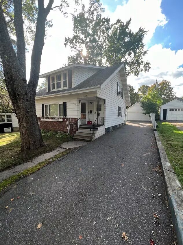 406 S 6th Ave Unit 406 S 6th Ave, Wausau, WI 54401