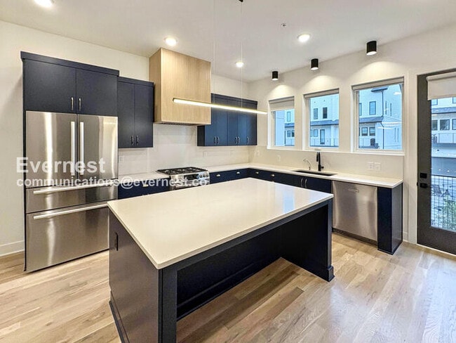 2347 Hosea L Williams Dr NE, Atlanta, GA 30317 - photo 2