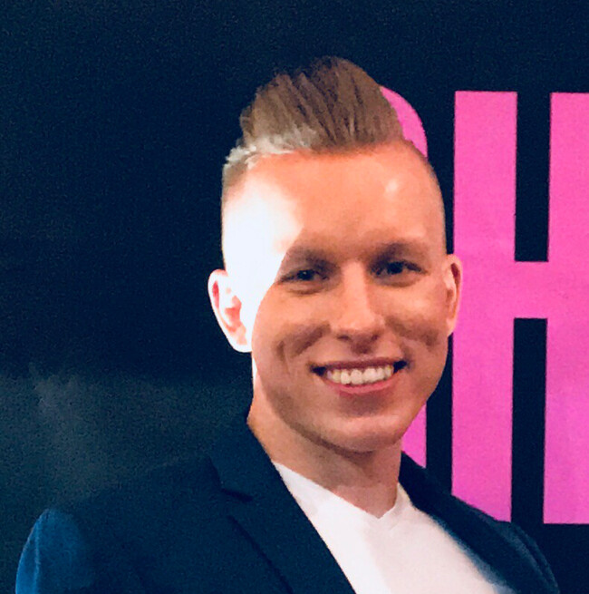 Agent Photo