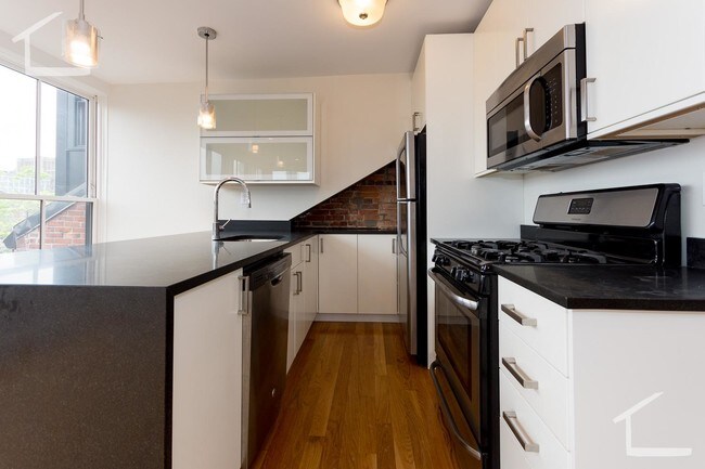 656 Massachusetts Ave unit 4, Boston, MA 02118 - photo 4